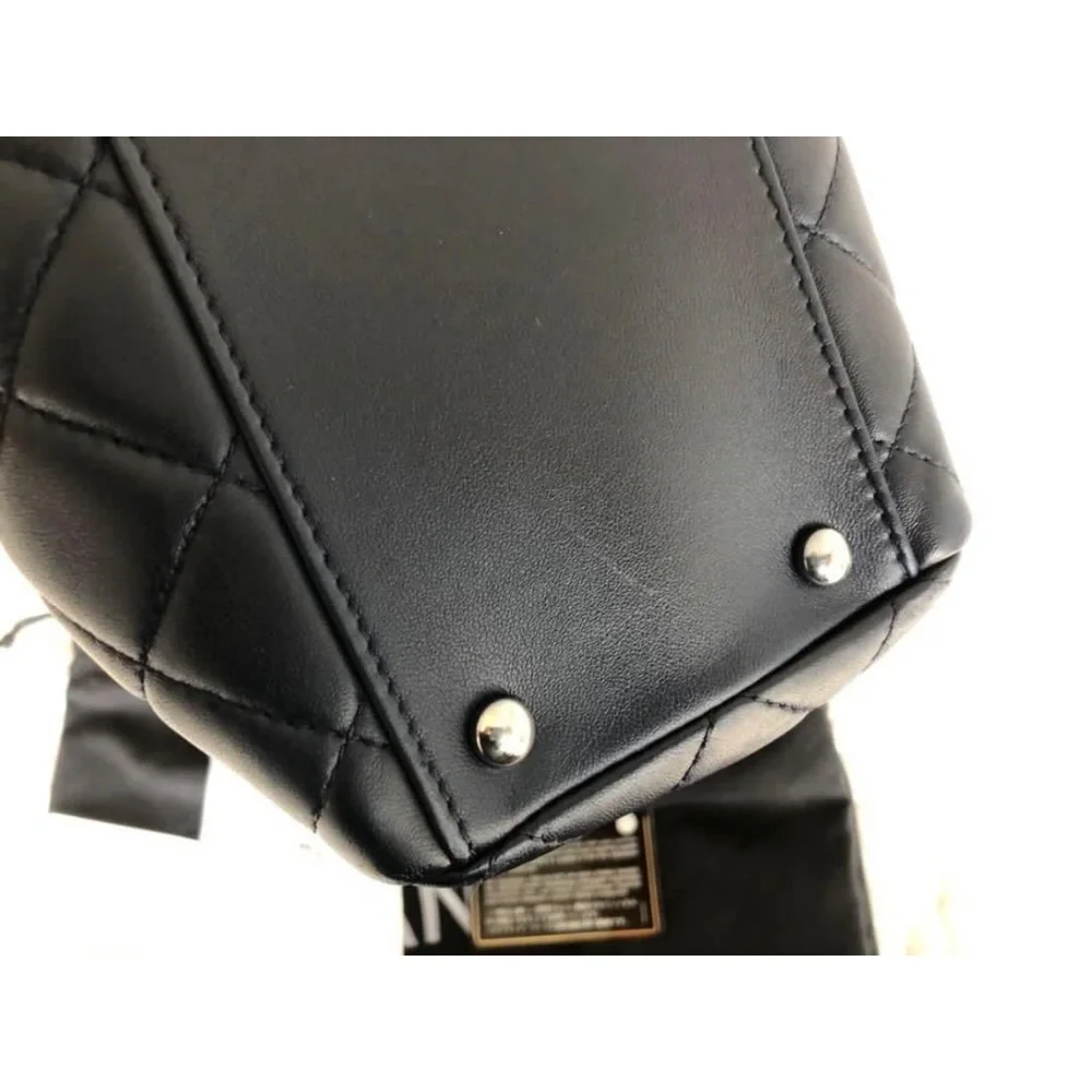 Authentic Chanel with receipt - Picture 6 of 8